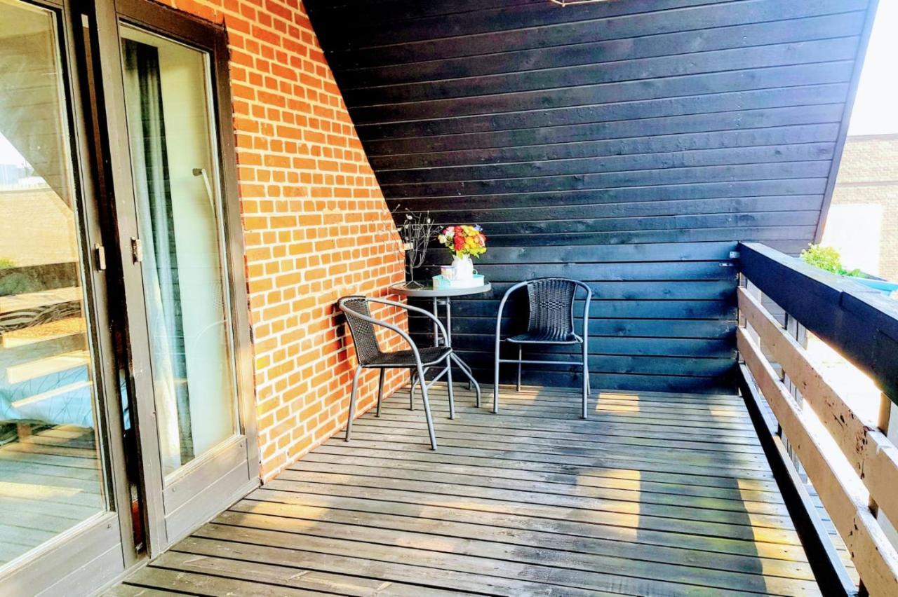 5 Minute Walk To Lego - 2 Bedrooms Loft Floor With Balcony Billund Exterior foto